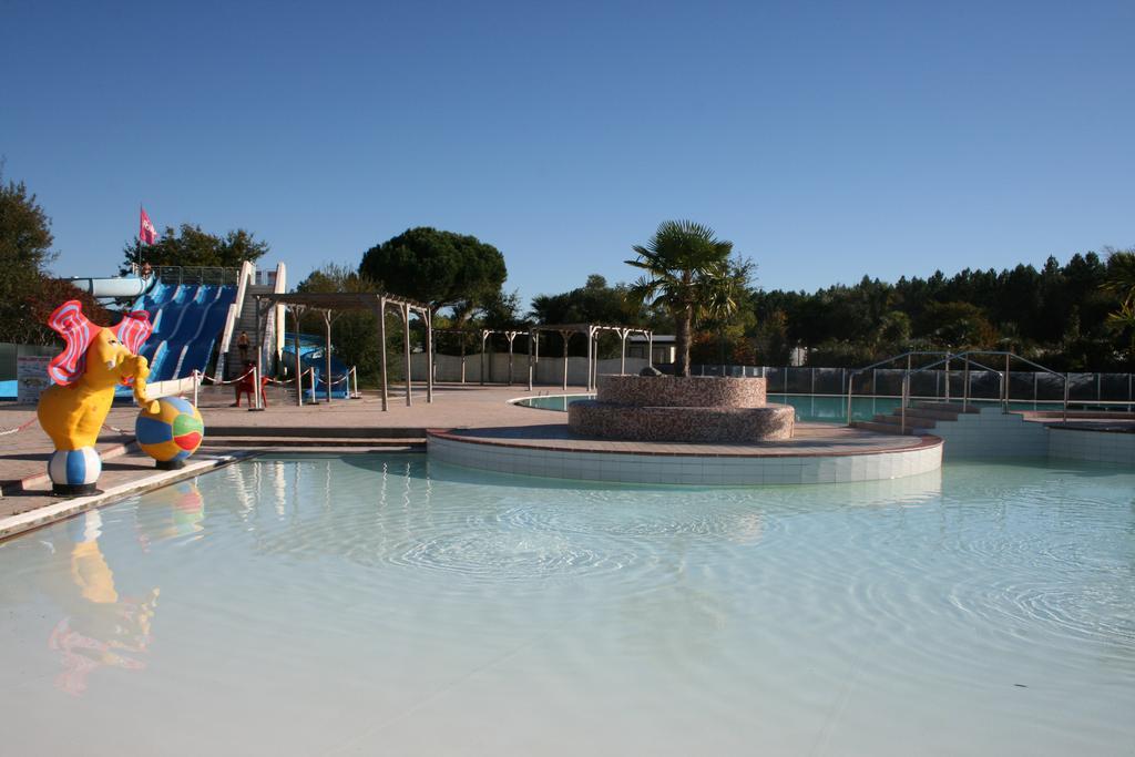 Reve En Famille Hotel Gastes Екстериор снимка